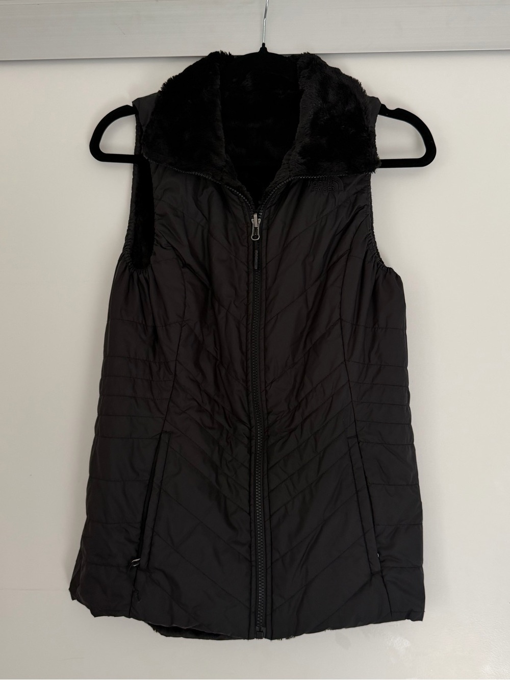 Women's North Face Black Quilted Faux-Fur Hooded Vest